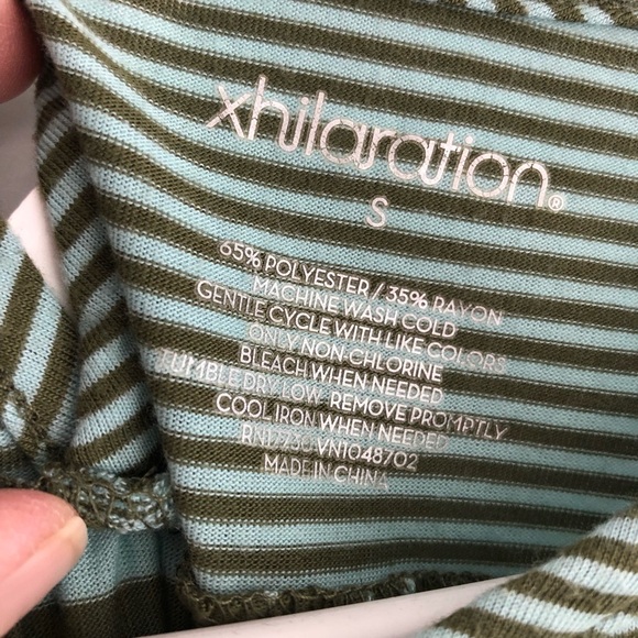 💕5 for $35💕Short sleeve tunic - Picture 2 of 3